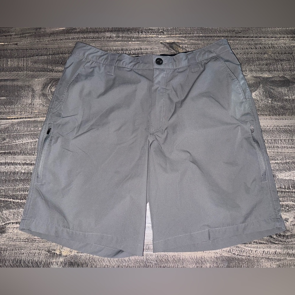 Orvis Men’s 9” Tech 4-way stretch Shorts - Gray - Picture 3 of 13